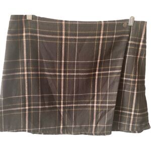 Women’s Plus Plaid Black, Brown & Pink Side Zipped Skirt